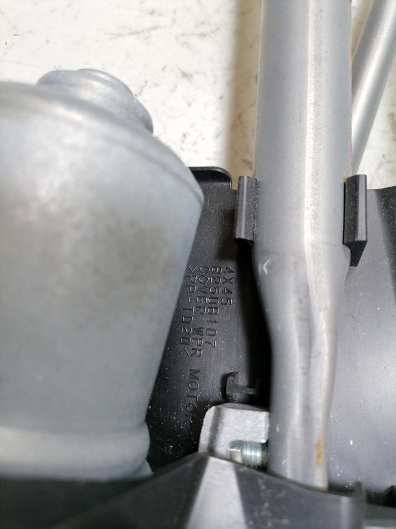 Mitsubishi Eclipse Cross GL3W original Wischermotor mit Wischergest&auml;nge vorn Bj.2023